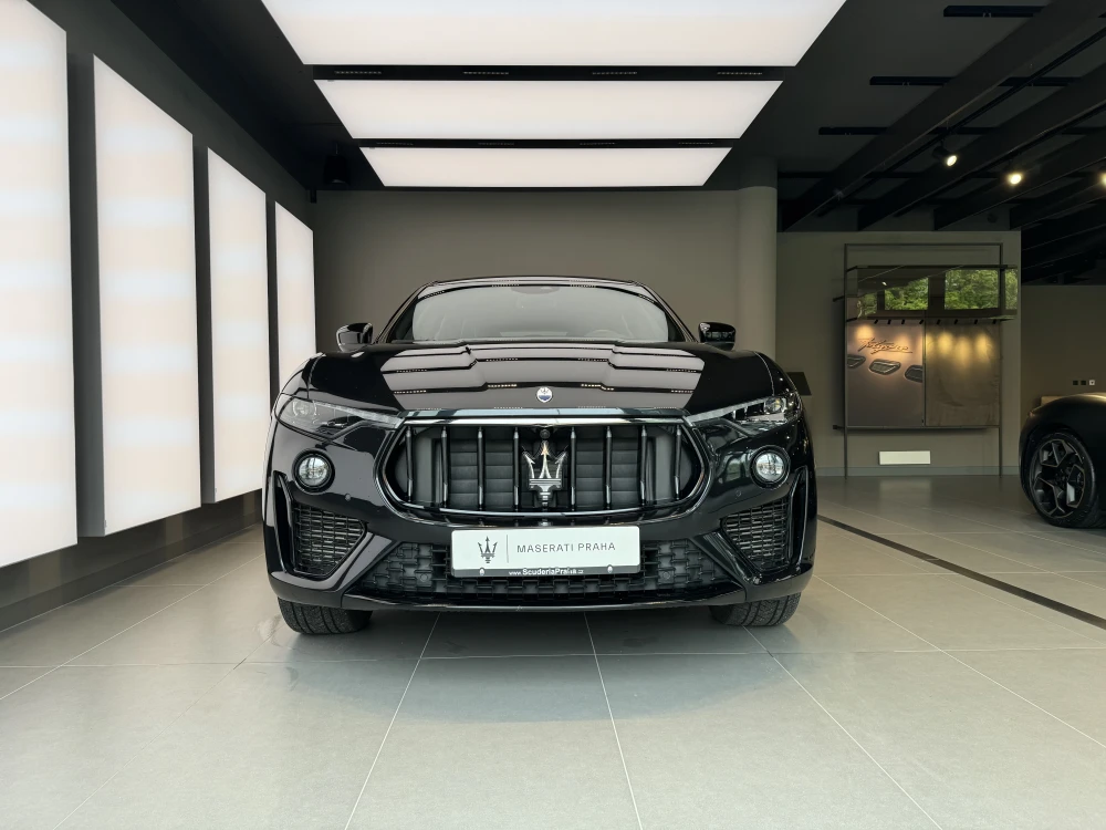 Maserati Levante foto 2