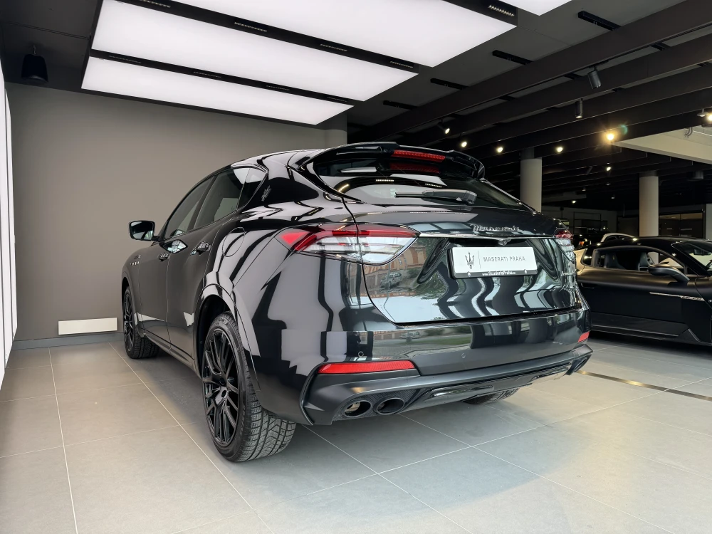 Maserati Levante foto 4