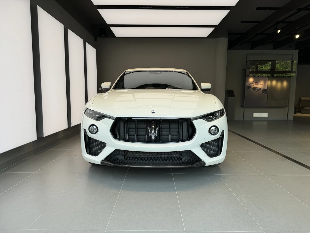 Maserati Levante foto 2