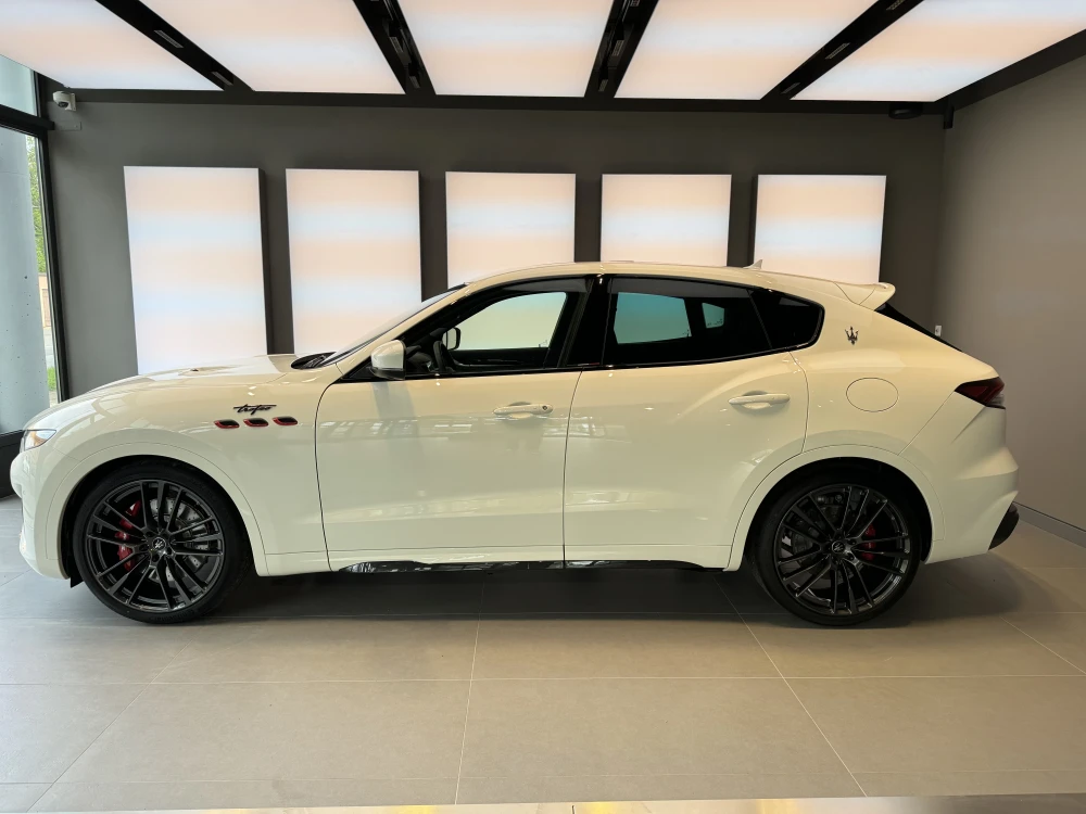 Maserati Levante foto 8