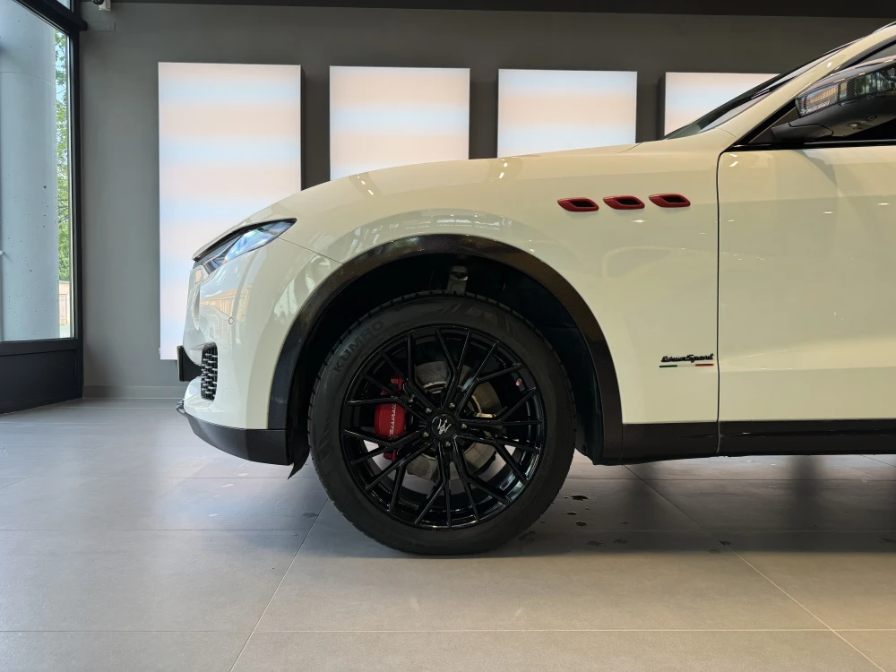 Maserati Levante foto 7