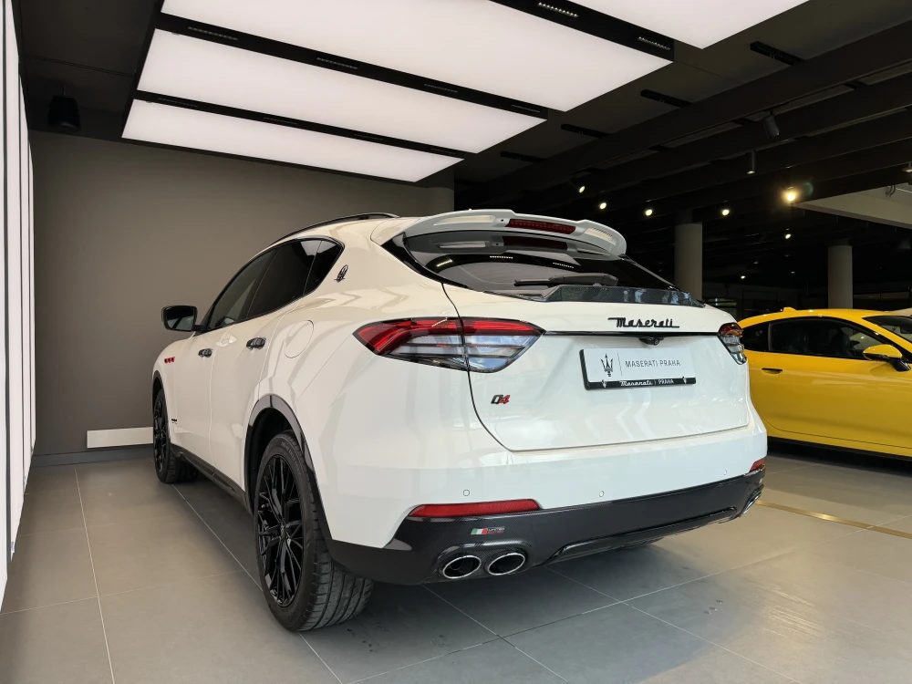 Maserati Levante foto 6