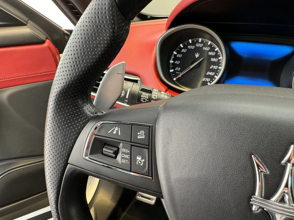 Maserati Levante foto 18