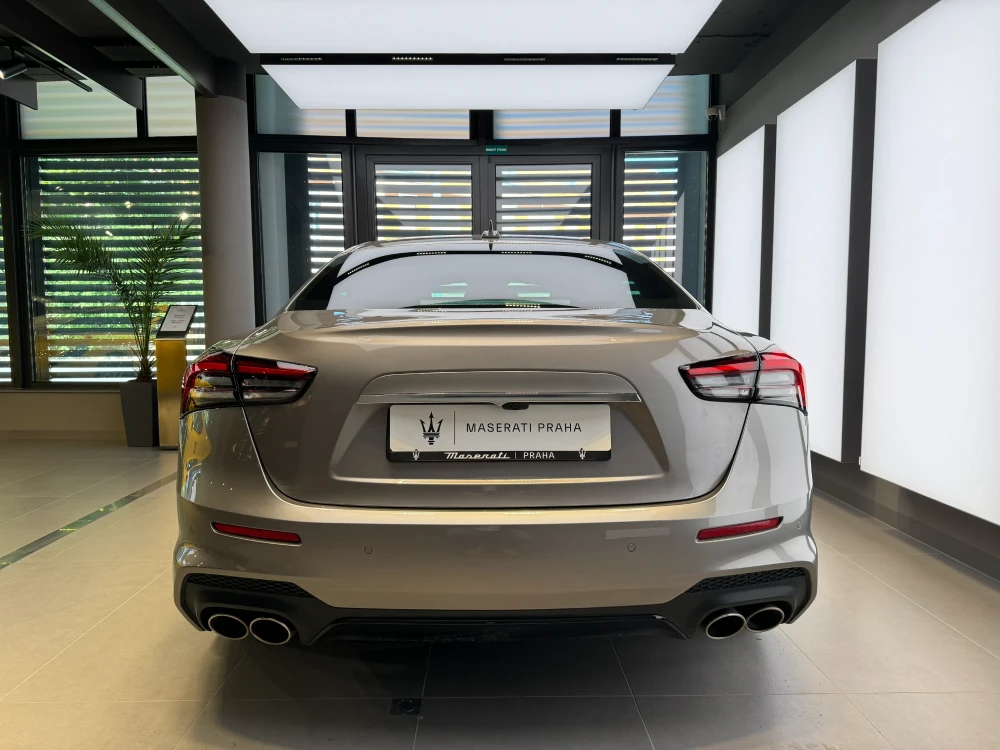 Maserati Ghibli foto 7
