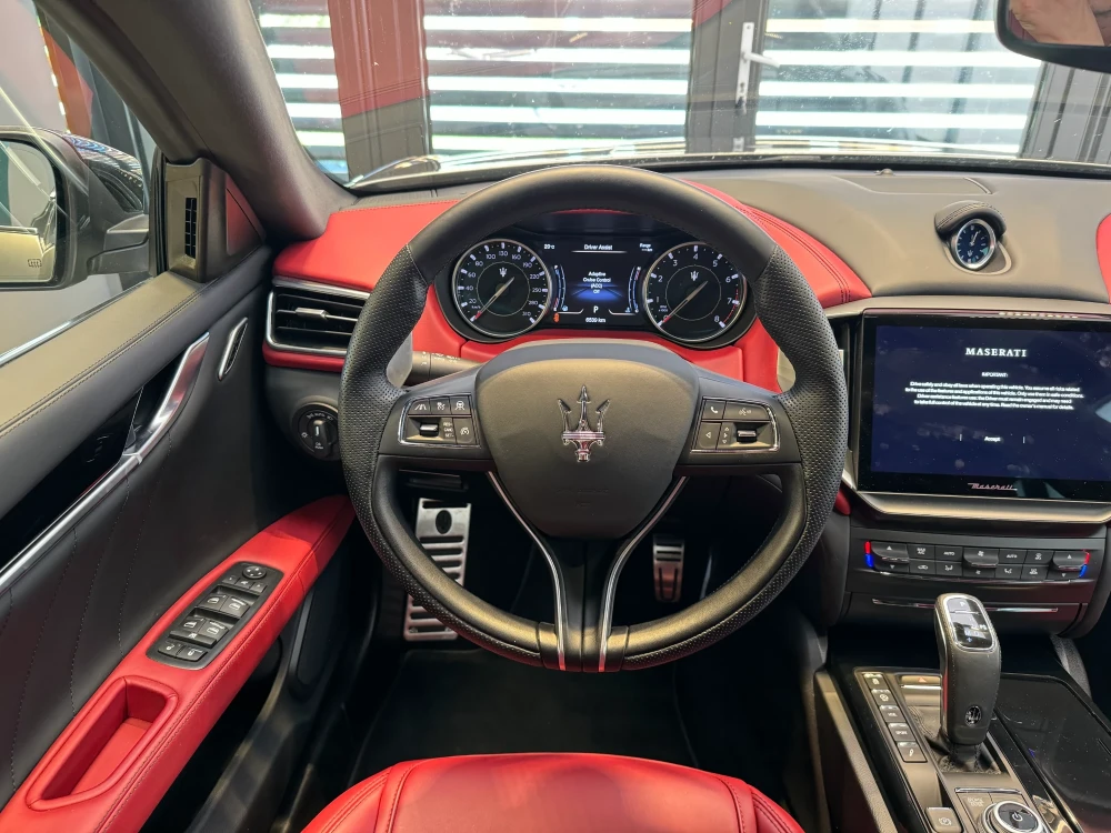 Maserati Ghibli foto 16