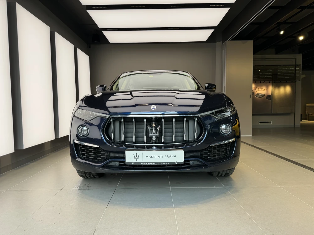 Maserati Levante foto 2
