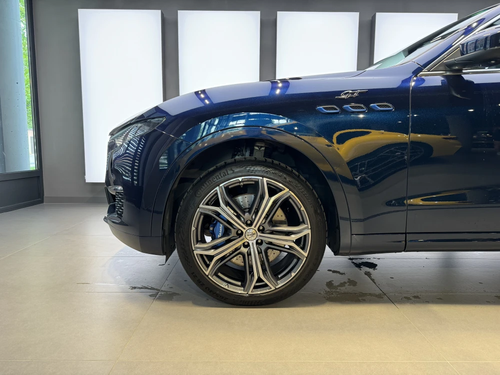 Maserati Levante foto 7