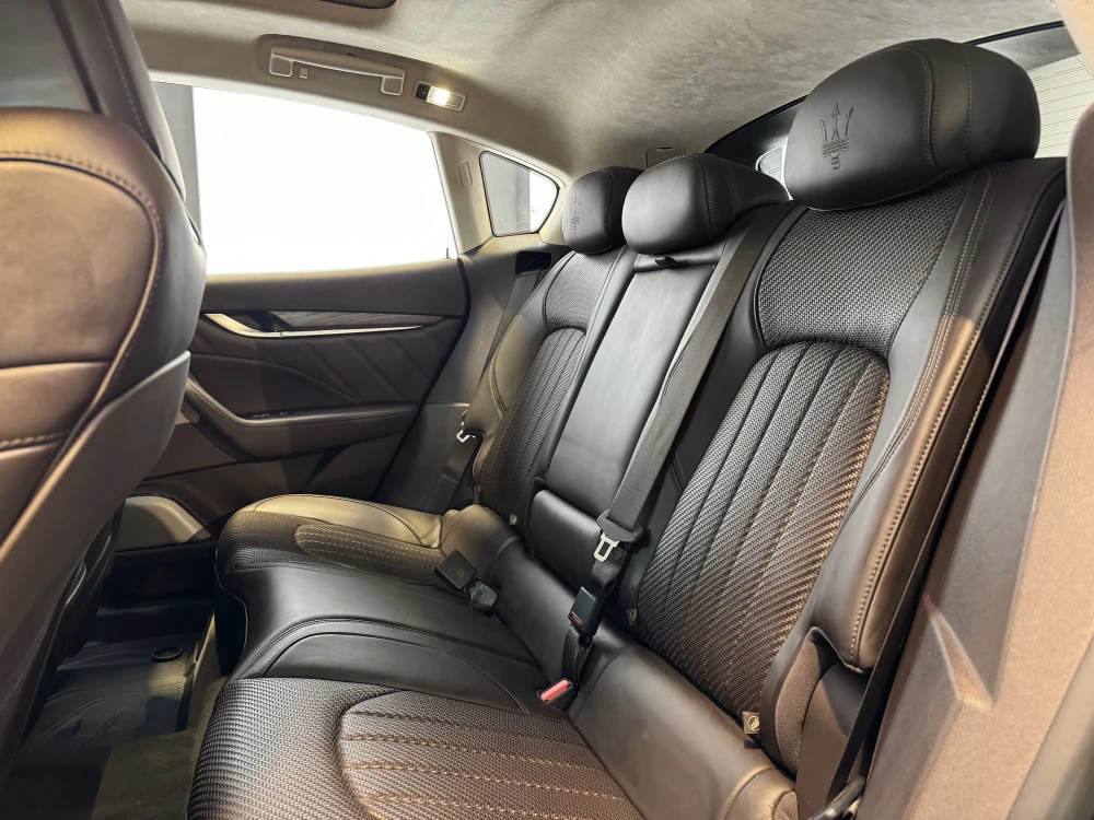 Maserati Levante foto 14