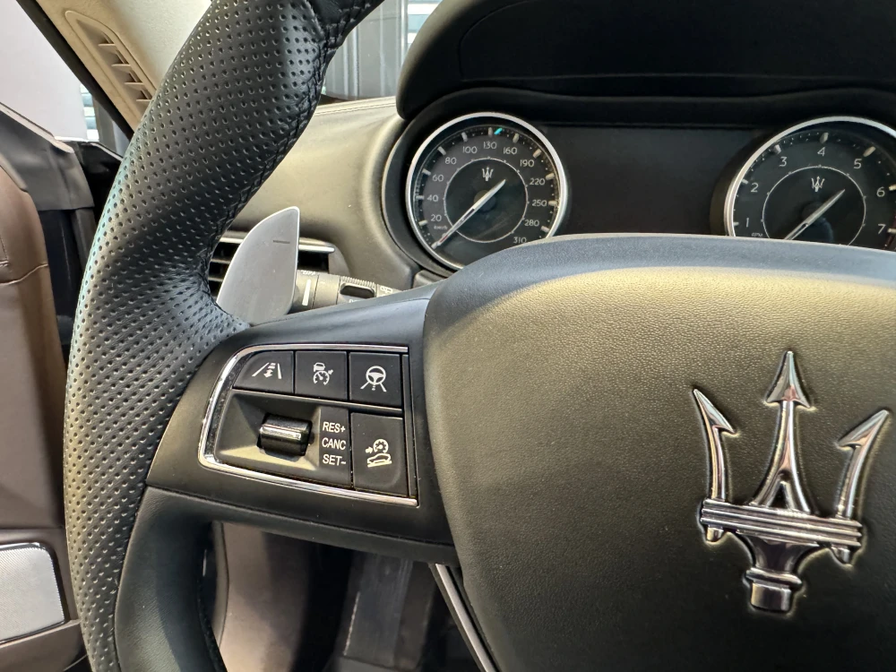 Maserati Levante foto 21