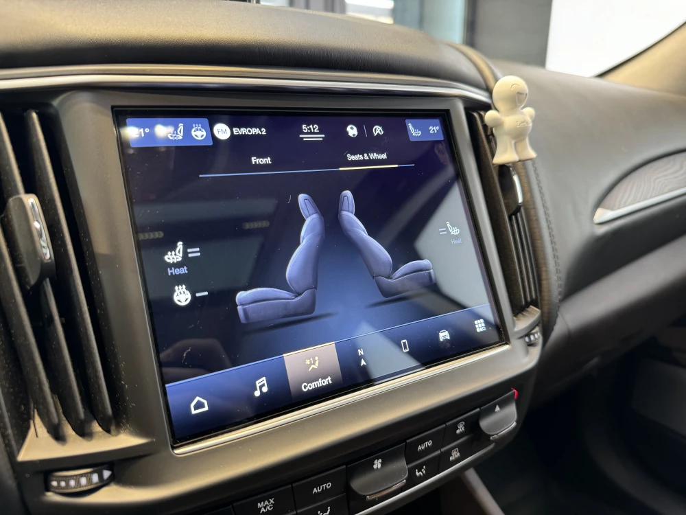 Maserati Levante foto 23