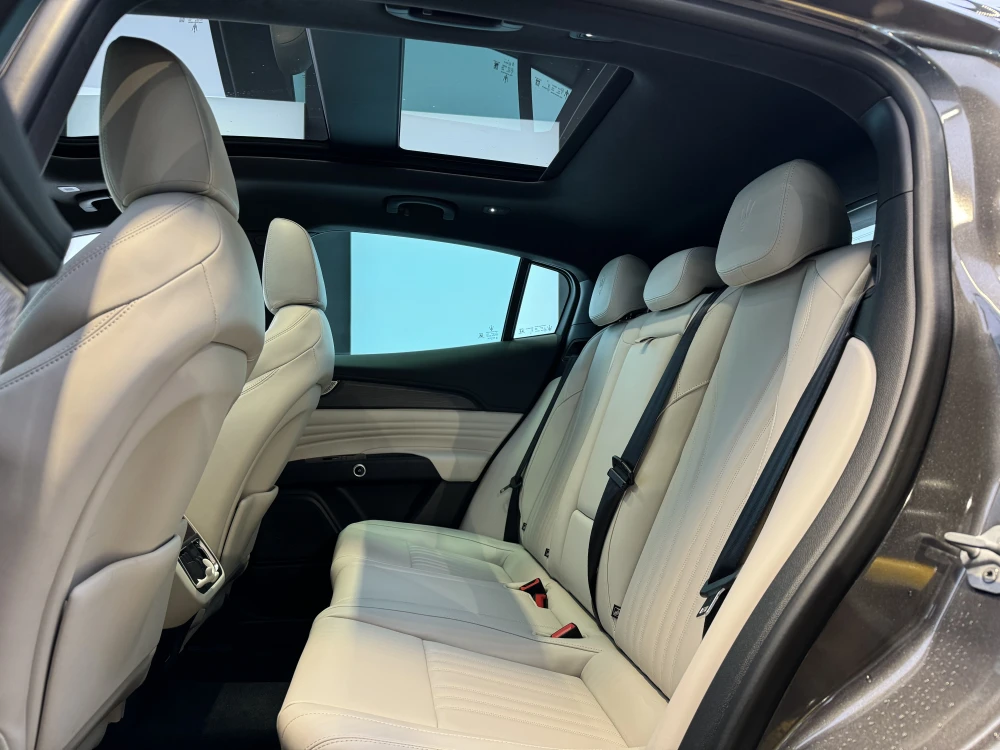 Maserati Grecale foto 12