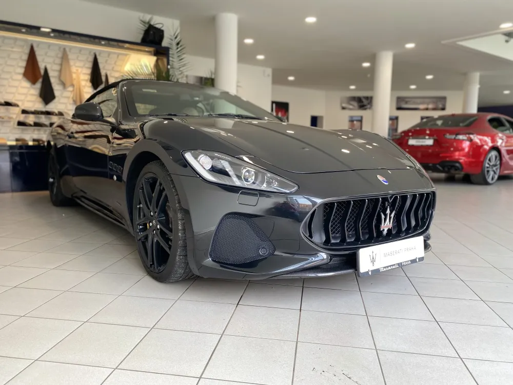 Maserati GranCabrio foto 3