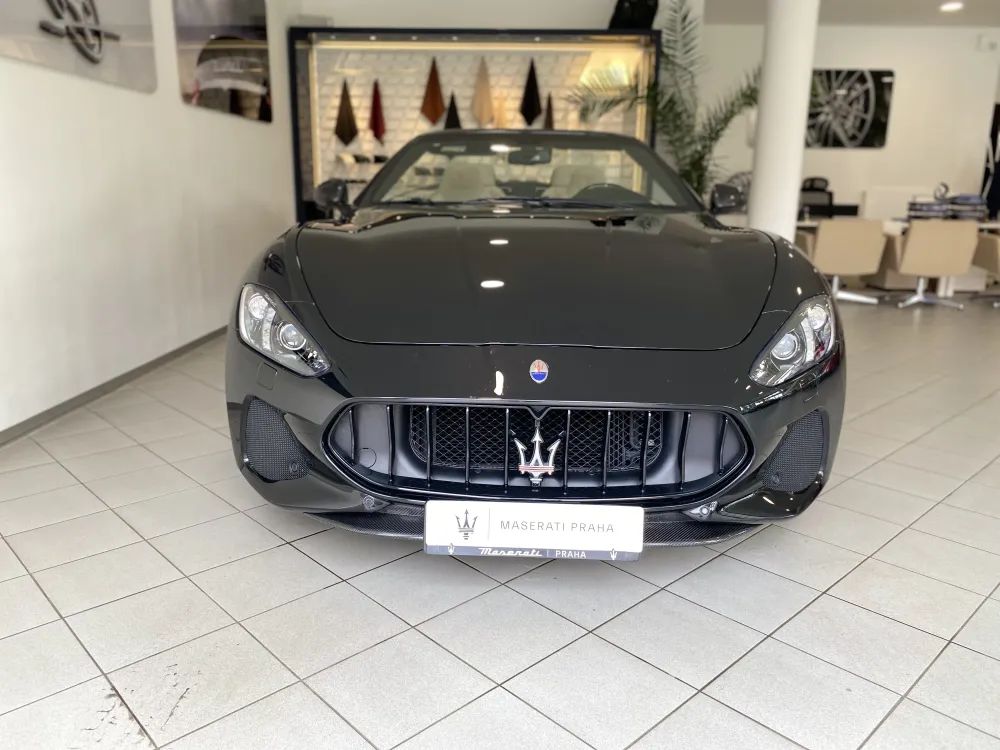 Maserati GranCabrio foto 10