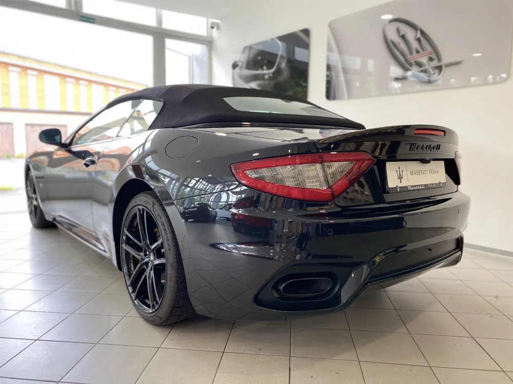 Maserati GranCabrio foto 5