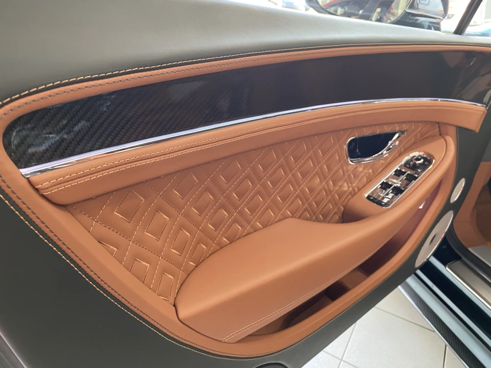 Bentley Continental GT Speed W12 foto 11