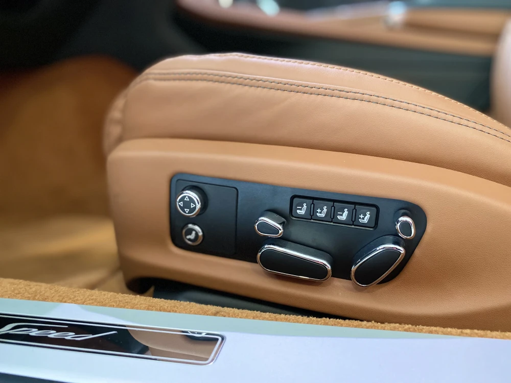 Bentley Continental GT Speed W12 foto 16