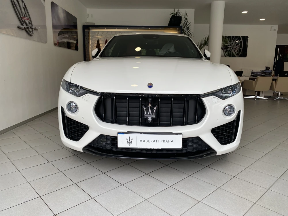 Maserati Levante foto 2