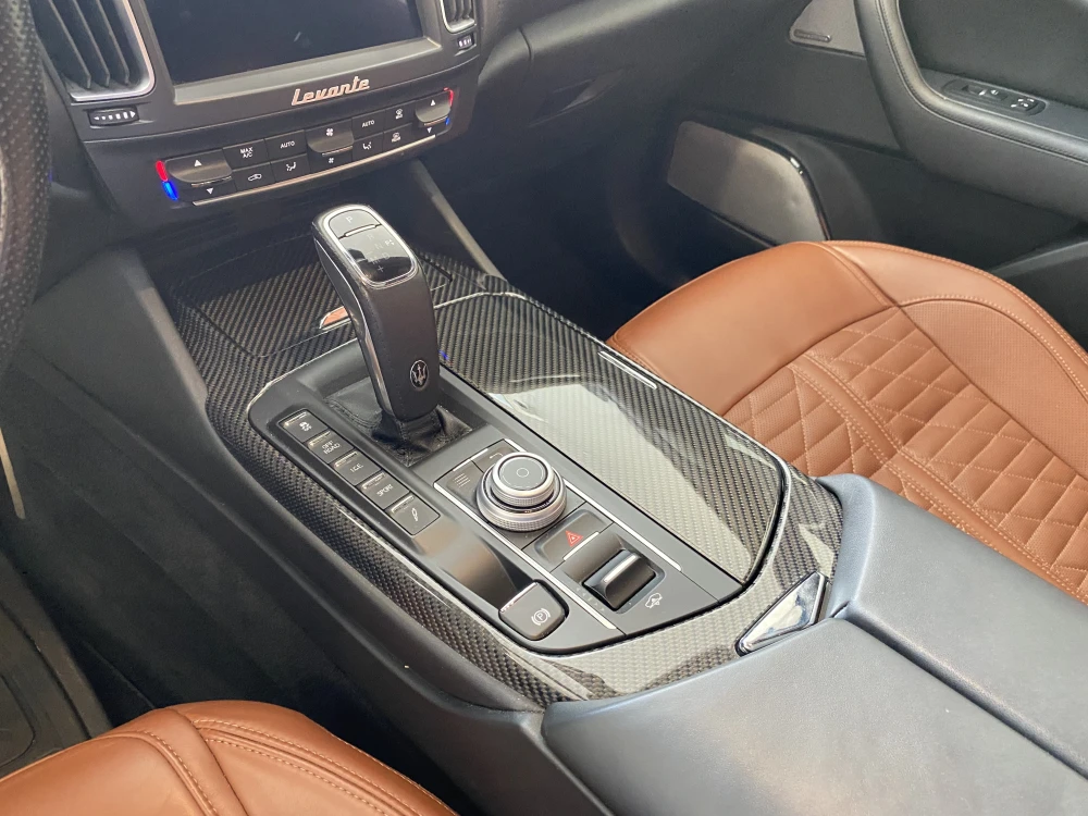 Maserati Levante foto 13