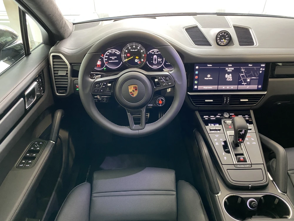 Porsche Cayenne Turbo GT foto 14