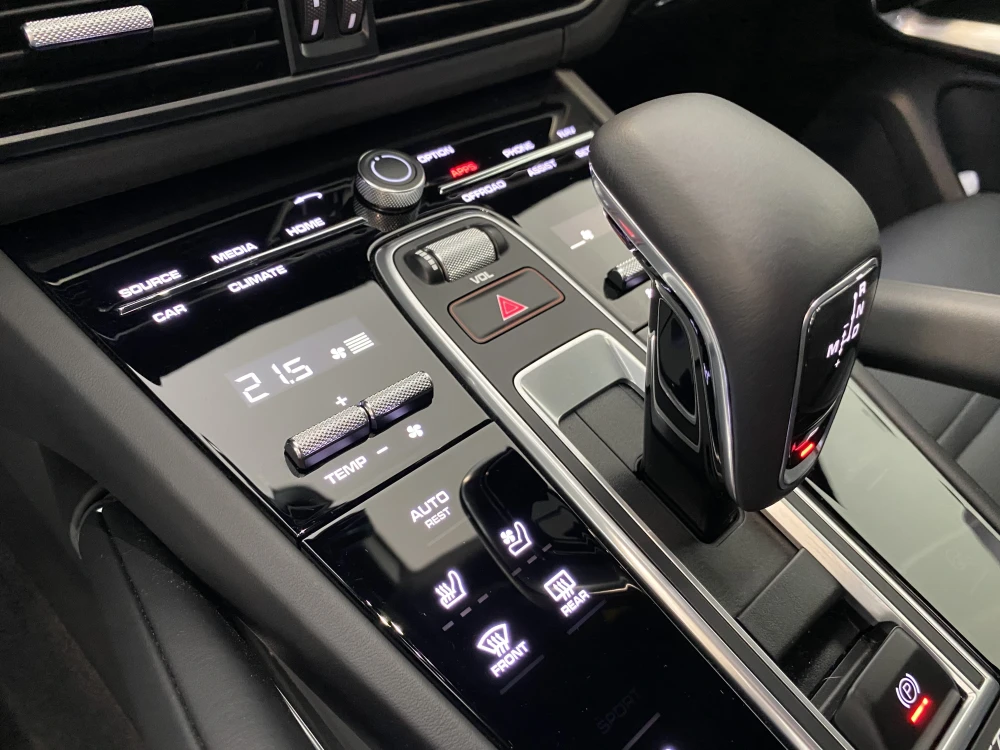 Porsche Cayenne Turbo GT foto 18