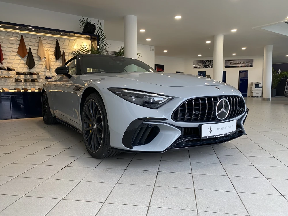 Mercedes-Benz SL 63 AMG 4Matic foto 3