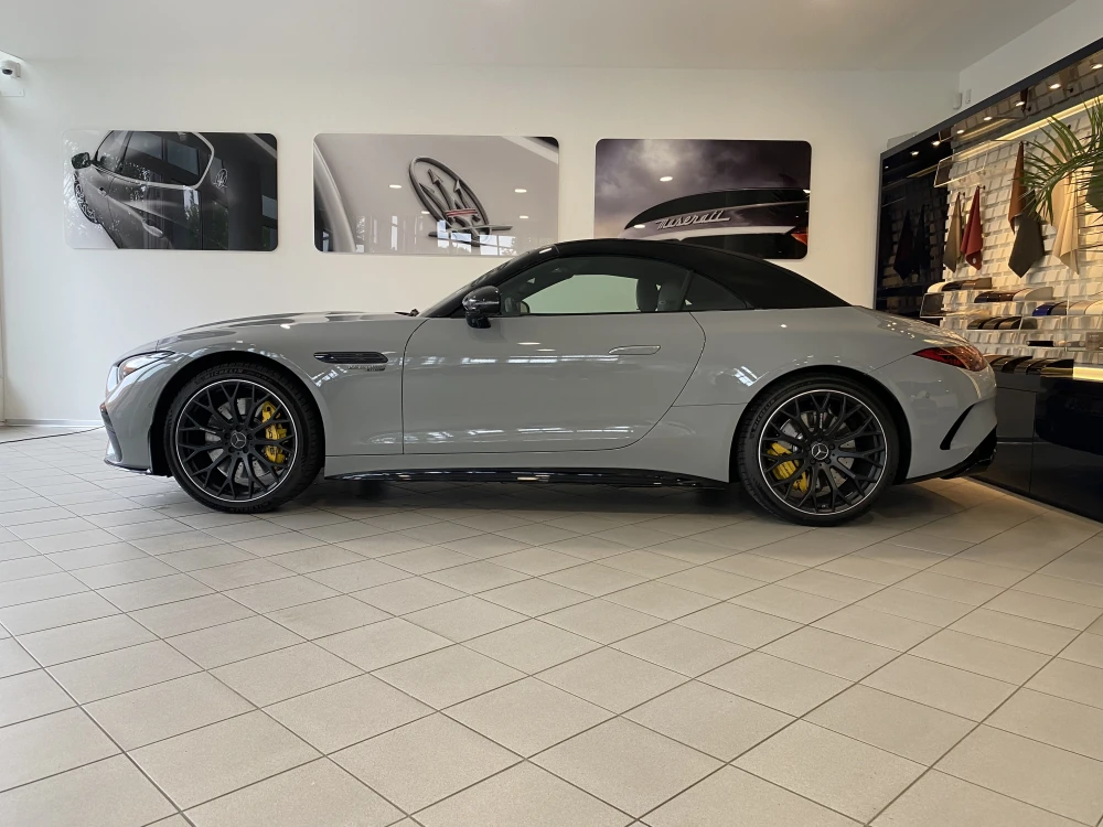 Mercedes-Benz SL 63 AMG 4Matic foto 4