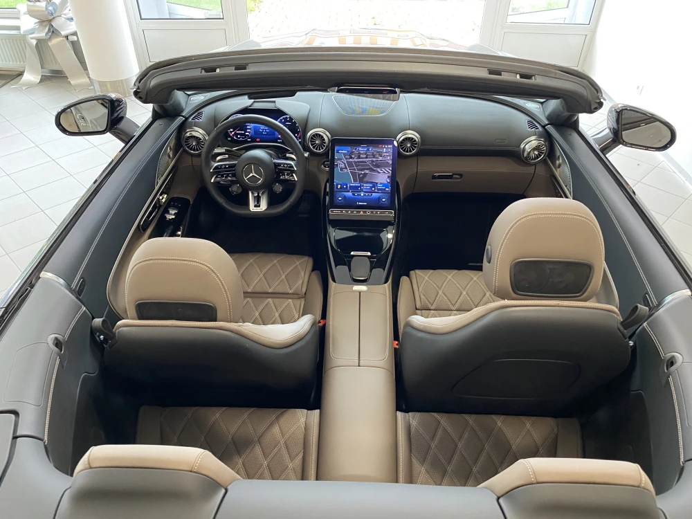 Mercedes-Benz SL 63 AMG 4Matic foto 16