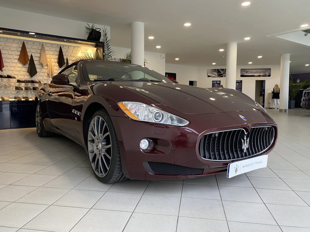 Maserati GranCabrio foto 3