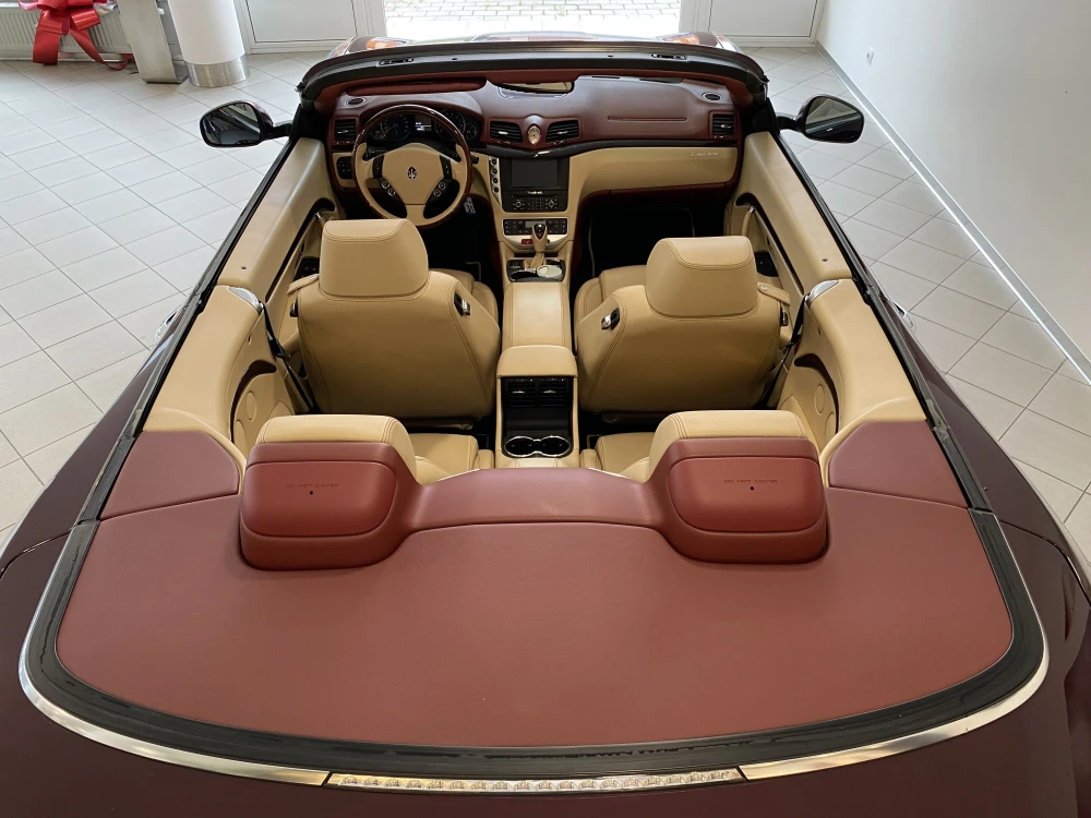 Maserati GranCabrio foto 14