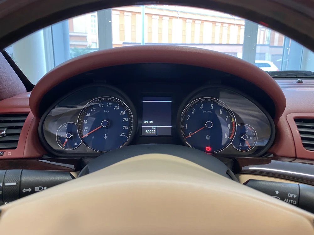 Maserati GranCabrio foto 18