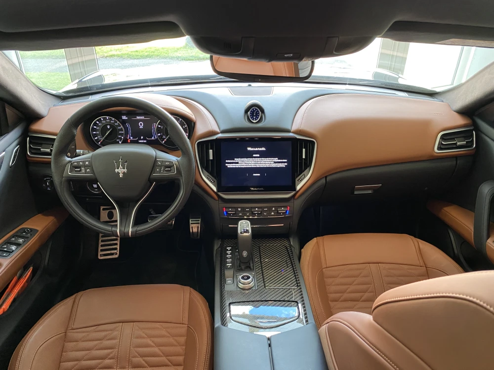 Maserati Ghibli foto 12