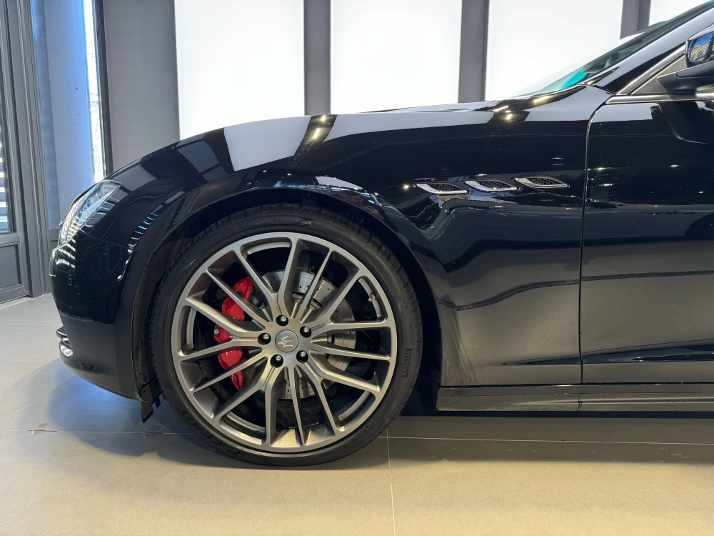 Maserati Ghibli foto 4