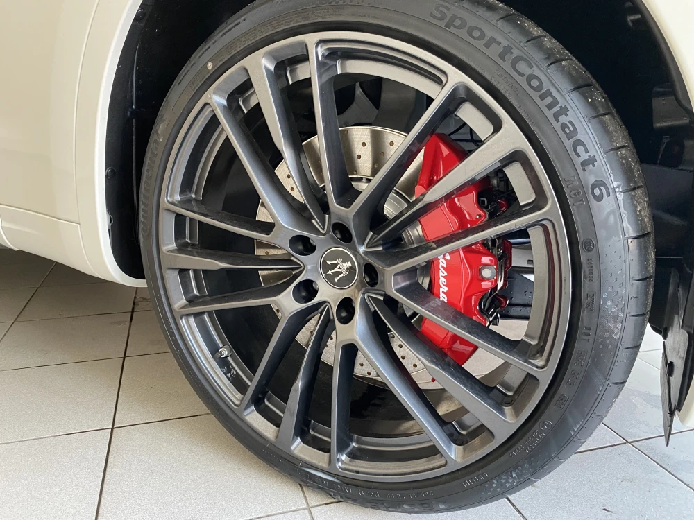 Maserati Levante foto 21