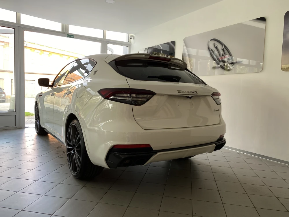 Maserati Levante foto 5