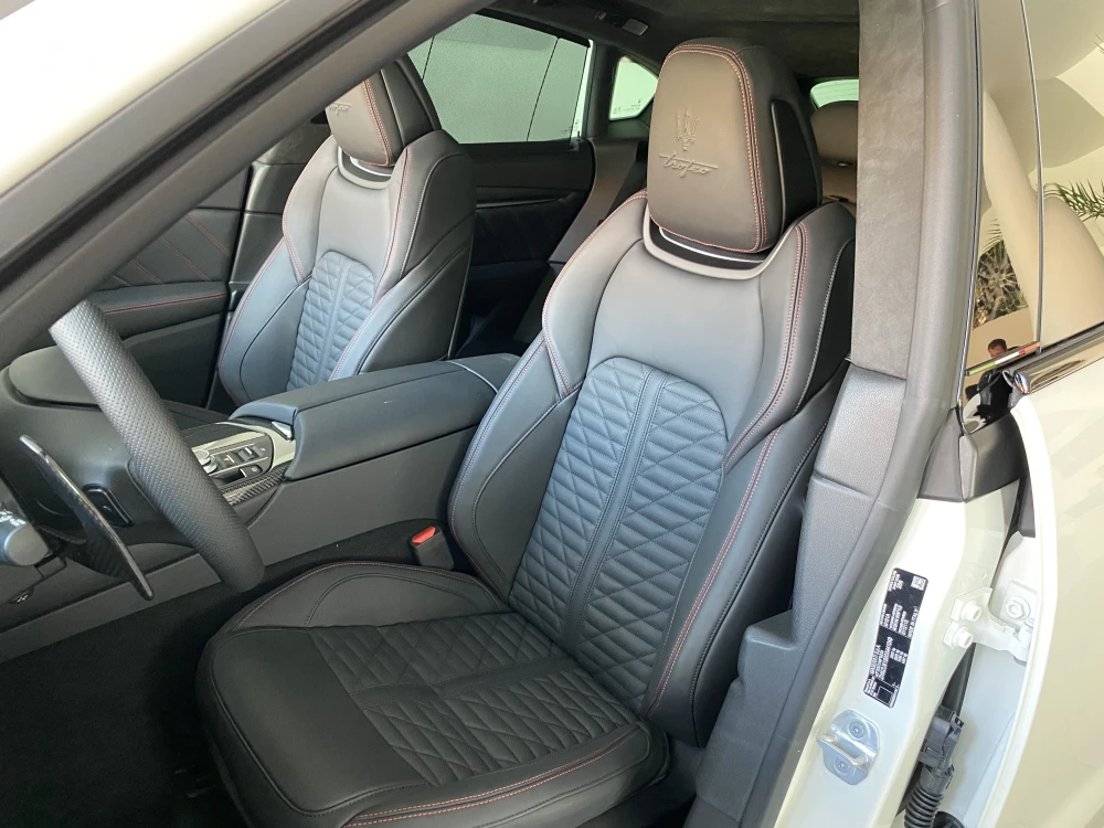 Maserati Levante foto 8