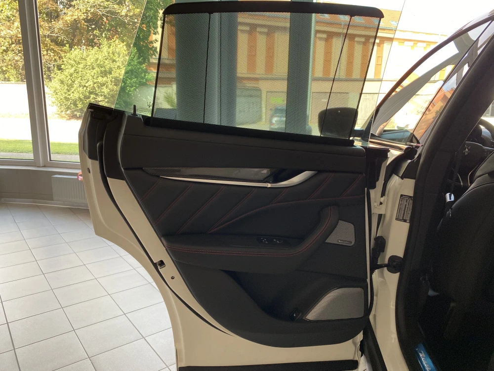 Maserati Levante foto 17