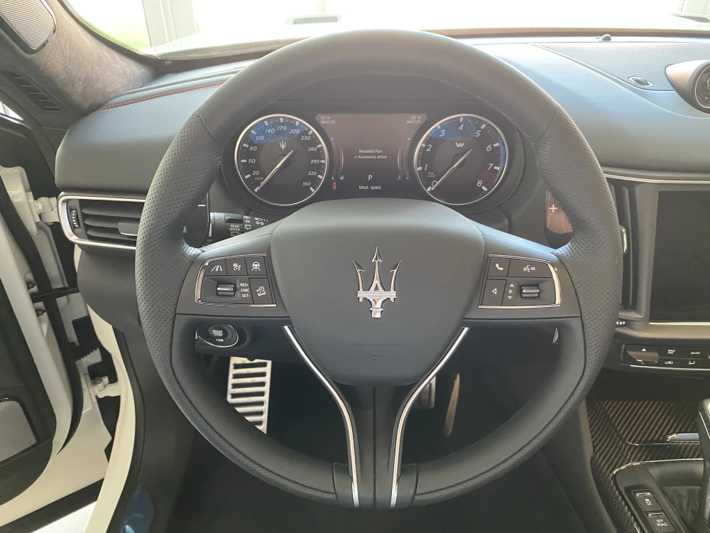 Maserati Levante foto 14
