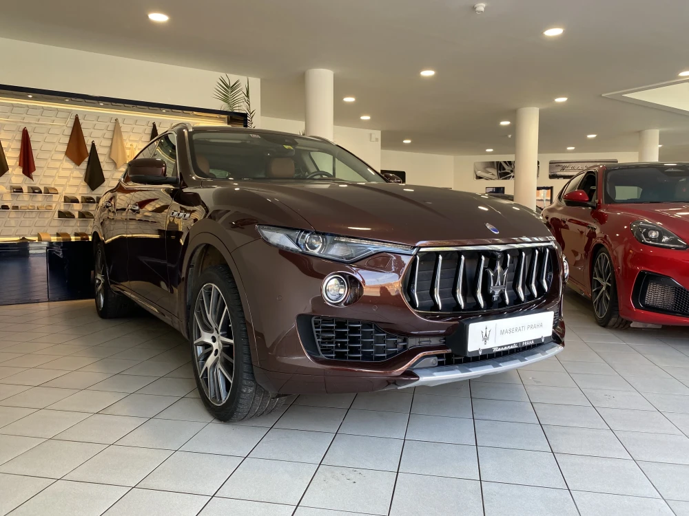 Maserati Levante foto 3
