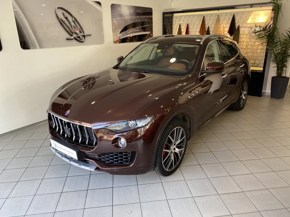 Maserati Levante foto 7