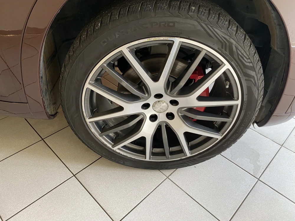 Maserati Levante foto 8