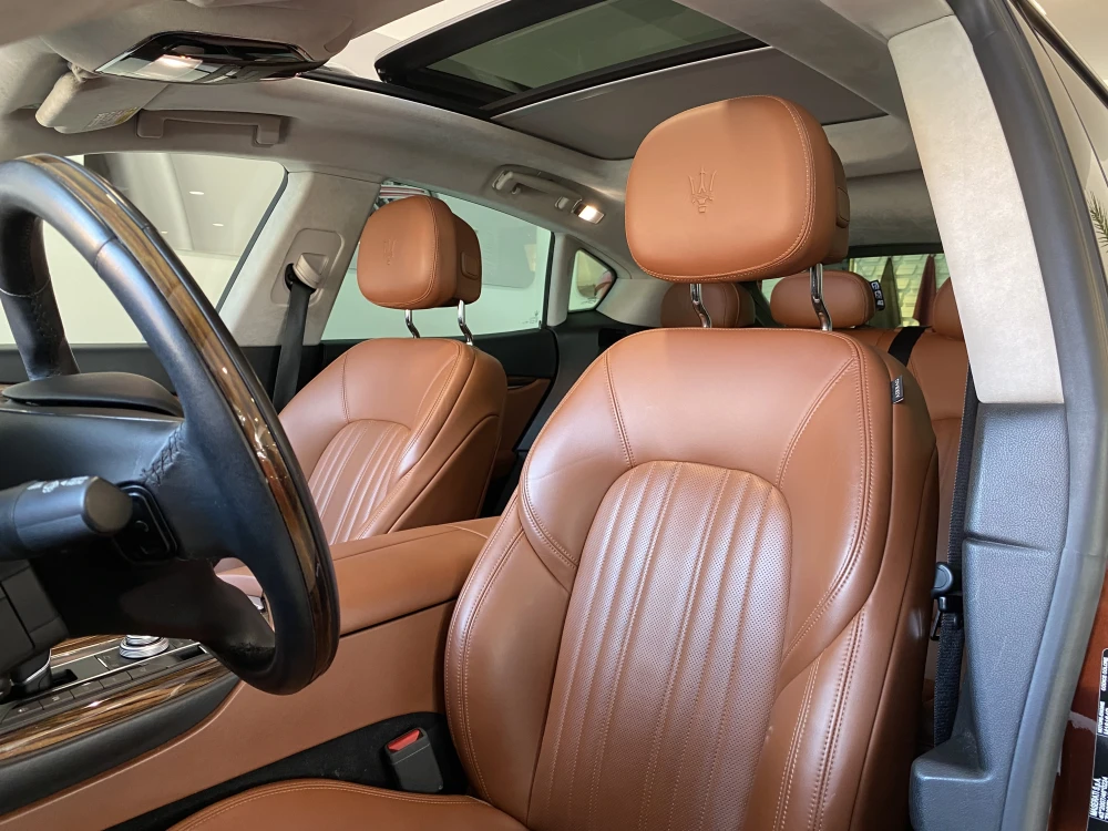 Maserati Levante foto 11