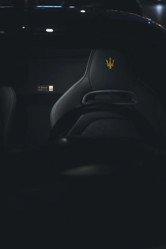 Maserati MC20 foto 12