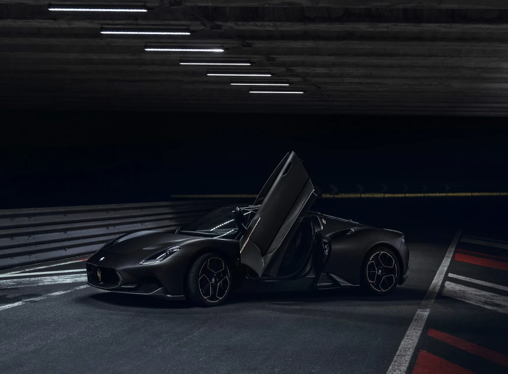 Maserati MC20 foto 4