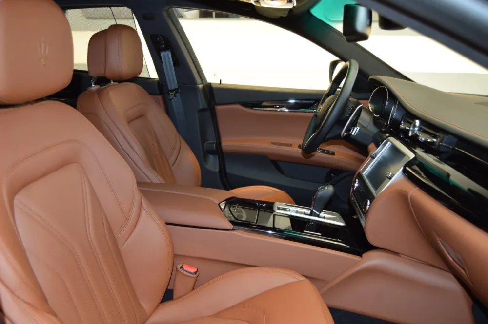 Maserati Quattroporte foto 6