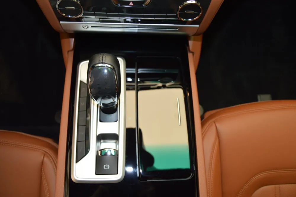 Maserati Quattroporte foto 7