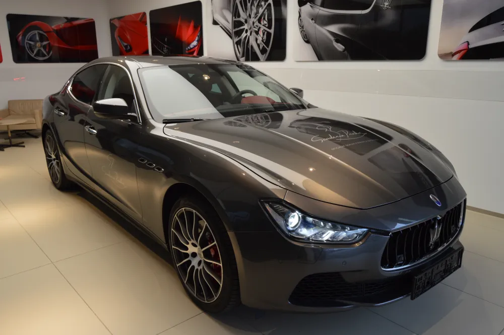 Maserati Ghibli foto 2