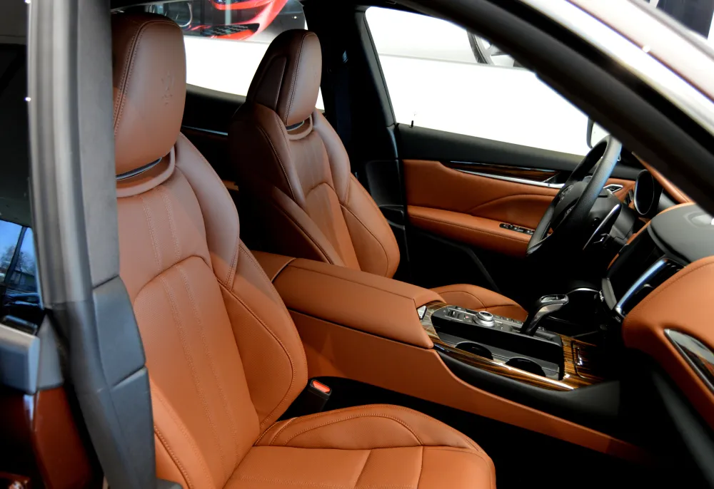 Maserati Levante foto 8
