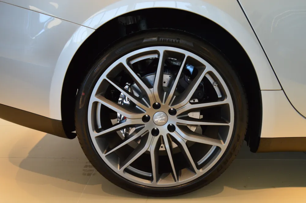 Maserati Ghibli foto 16