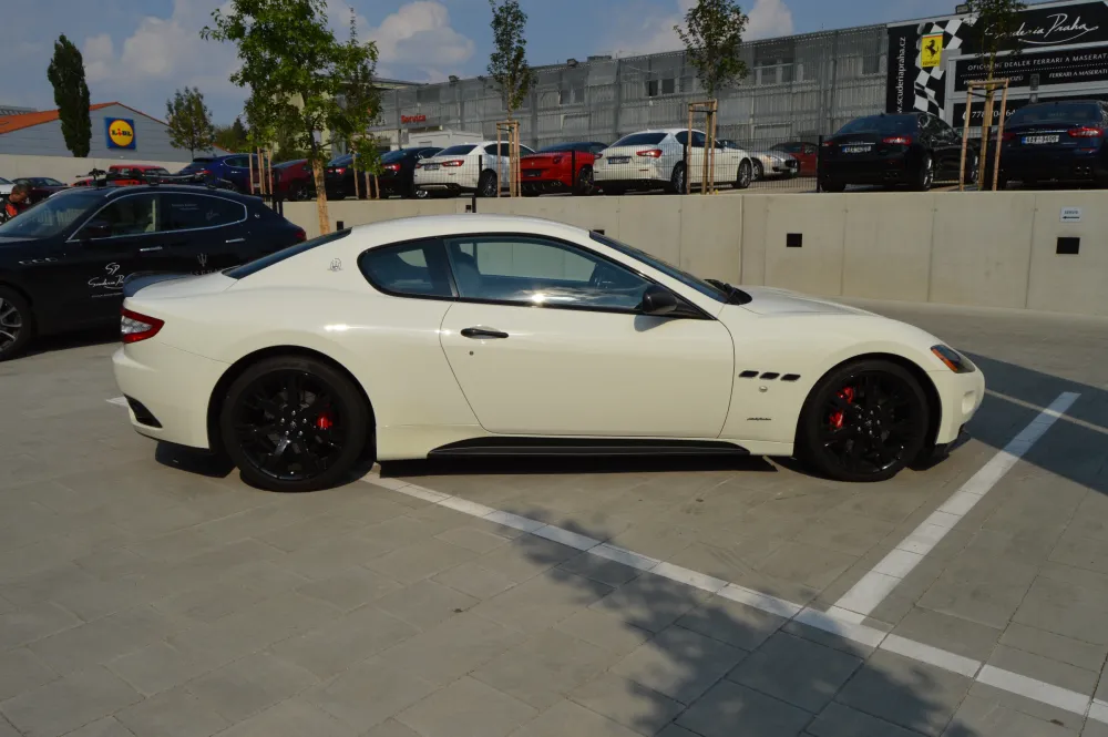 Maserati GranTurismo foto 7