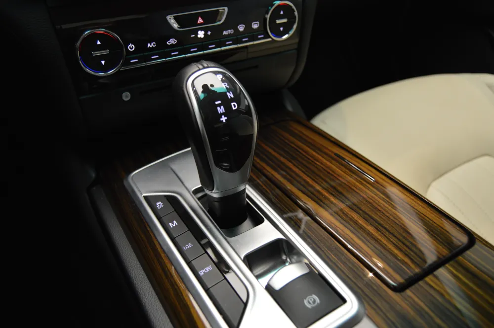 Maserati Ghibli foto 11
